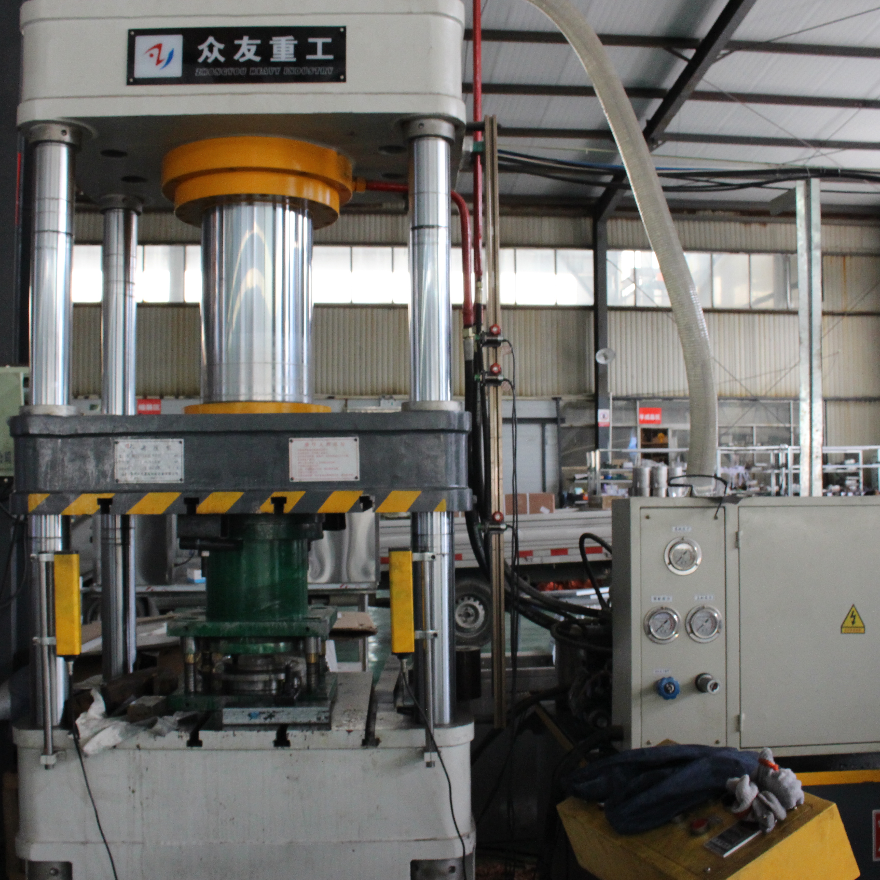 200噸金屬拉伸成型油壓機(jī) 200T金屬冷壓油壓機(jī)