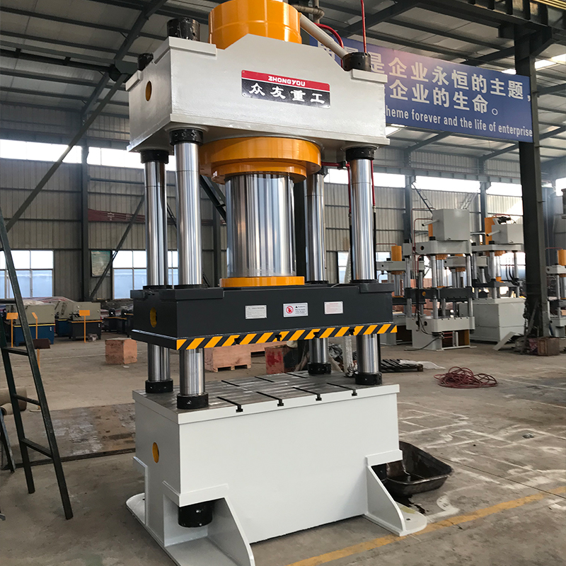 拉伸油壓機有幾種設(shè)計結(jié)構(gòu)？