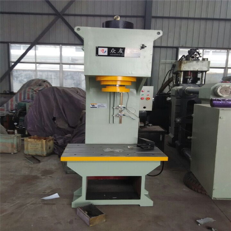 160噸單臂液壓機(jī)