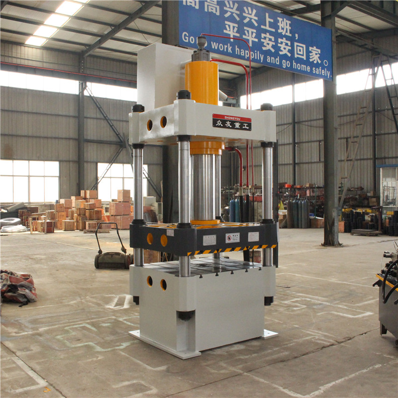 200噸四柱大臺面液壓機