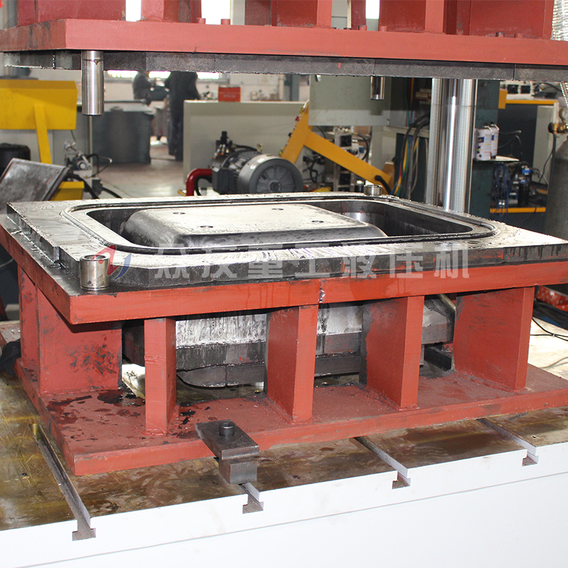 315噸灰斗車(chē)?yán)煲簤簷C(jī)