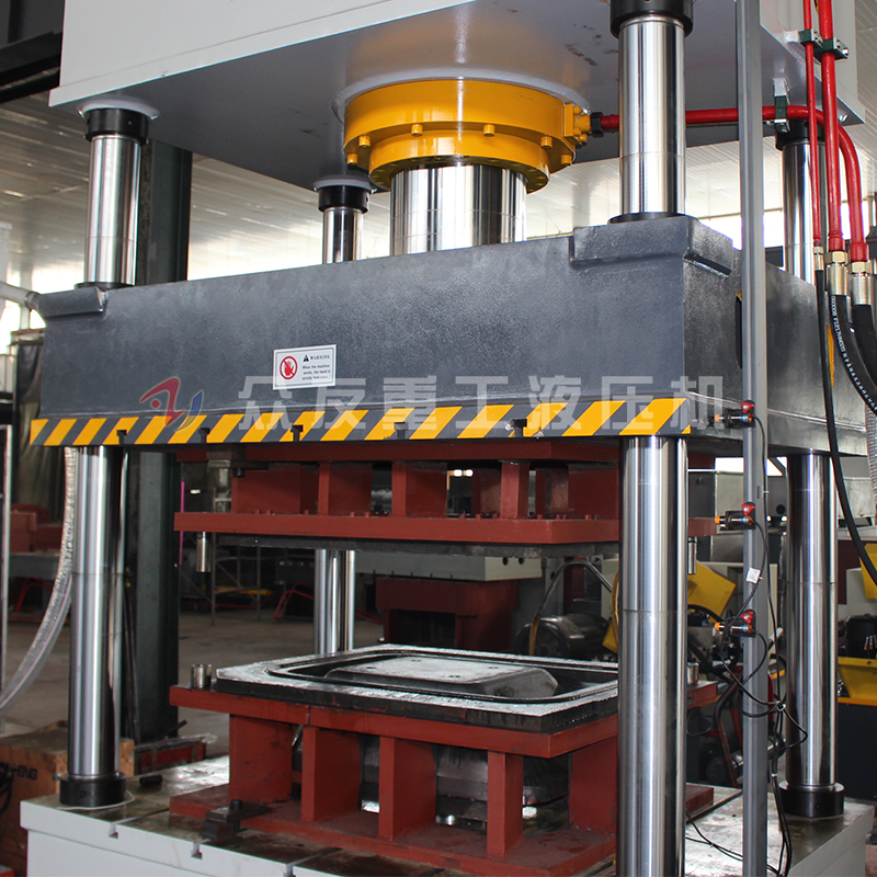 315噸灰斗車(chē)?yán)煲簤簷C(jī)