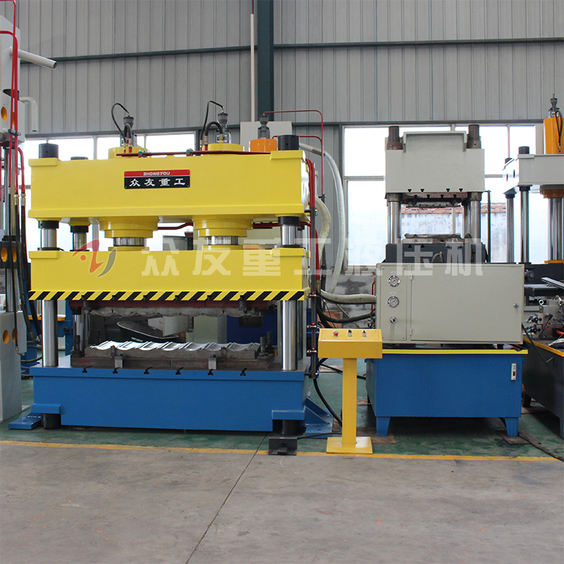 如何排出200噸四柱油壓機(jī)液壓箱體內(nèi)的氣體？